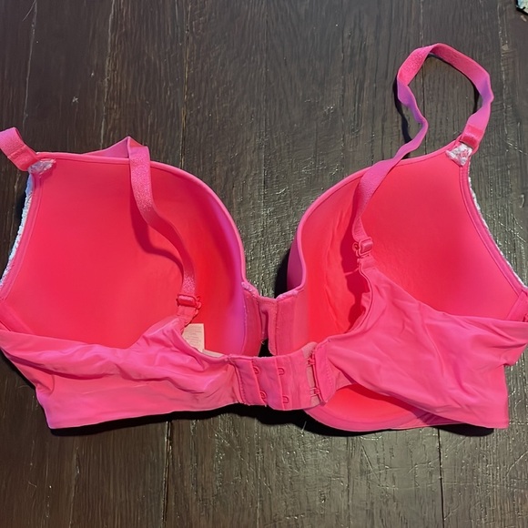 Women's Victoria’s Secret Perfect Coverage Lace Bra Lingerie 36D - Picture 7 of 16